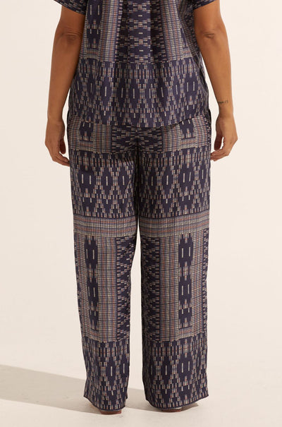 zoe kratzmann - breeze pant in midnight aztec