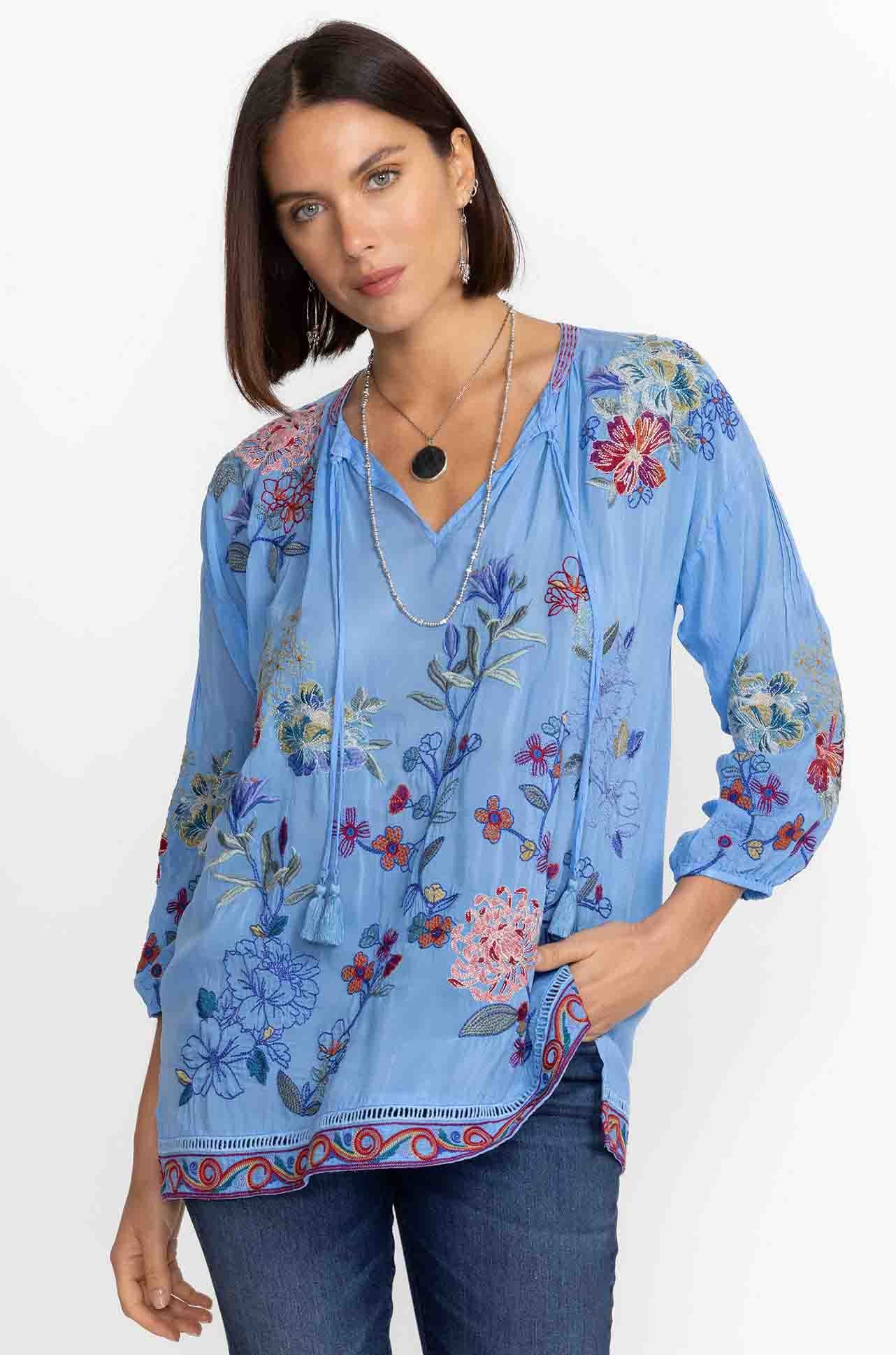 Johnny Was top Embroidered Feathers Floral Blue Blouse Top Womens Medium